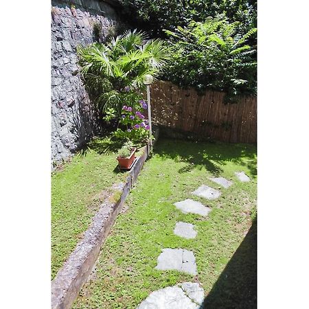Casa Spiaggia Brezzo エクステリア 写真
