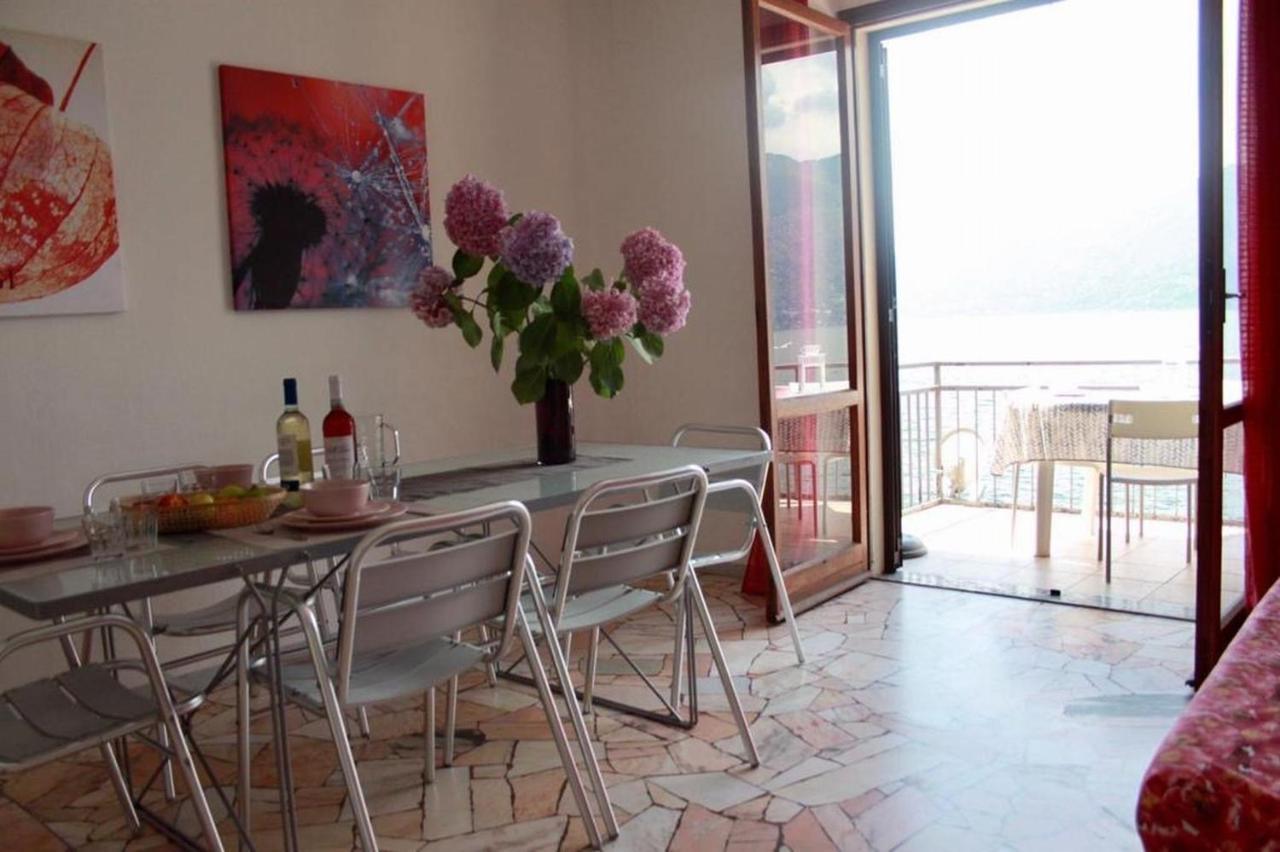 Casa Spiaggia Brezzo エクステリア 写真