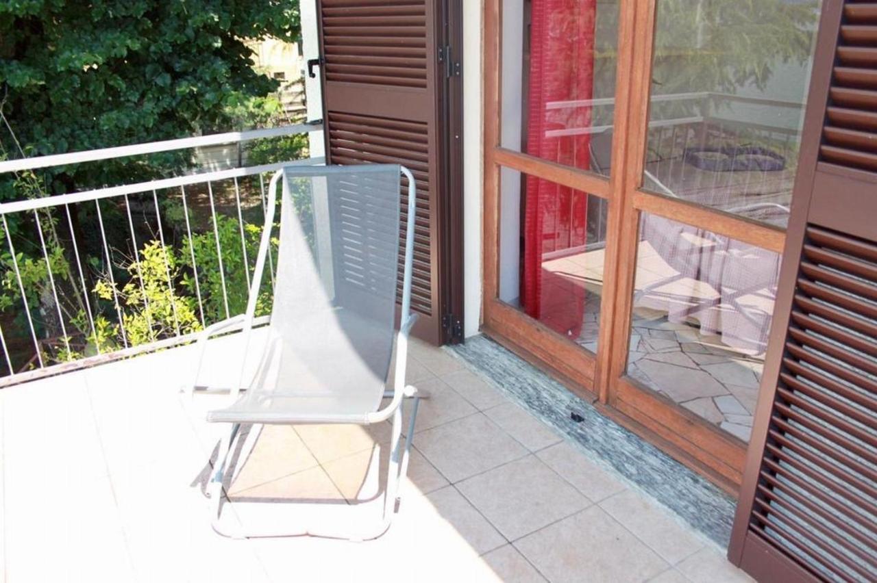 Casa Spiaggia Brezzo エクステリア 写真